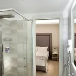 Riviera Hotell 3*