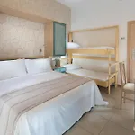 Hotell Riviera 3*