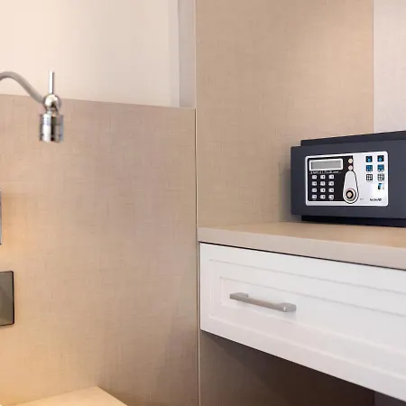 Riviera 3*