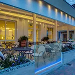 Riviera 3*