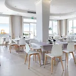 ホテル Riviera 3*